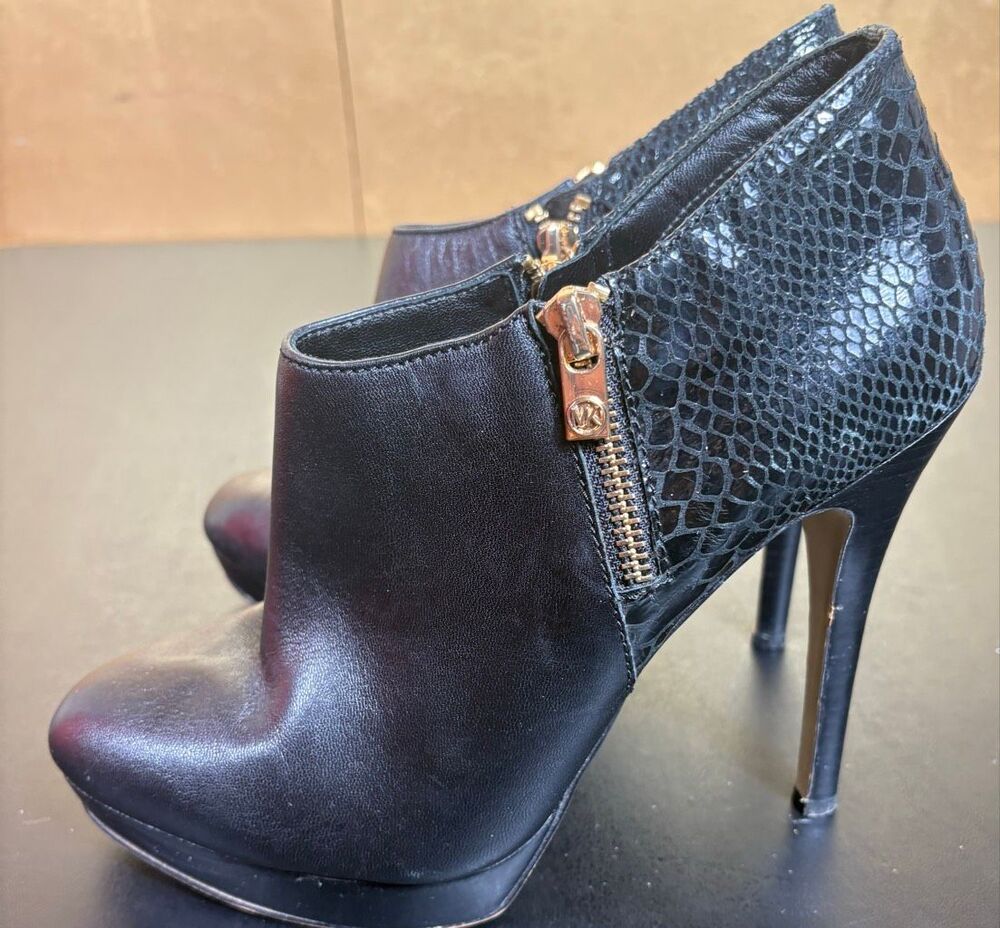 MICHAEL KORS Black Leather Platform High Heel Ankle Booties Size 9.5